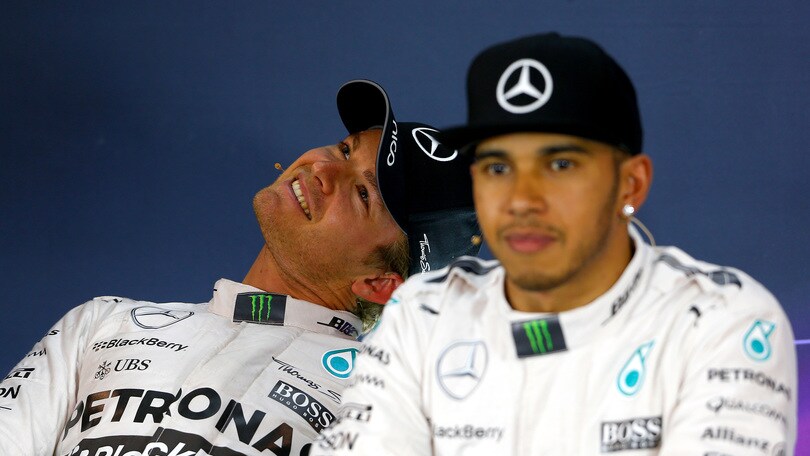 F1, Austria: pole per Hamilton, vittoria a 1,40