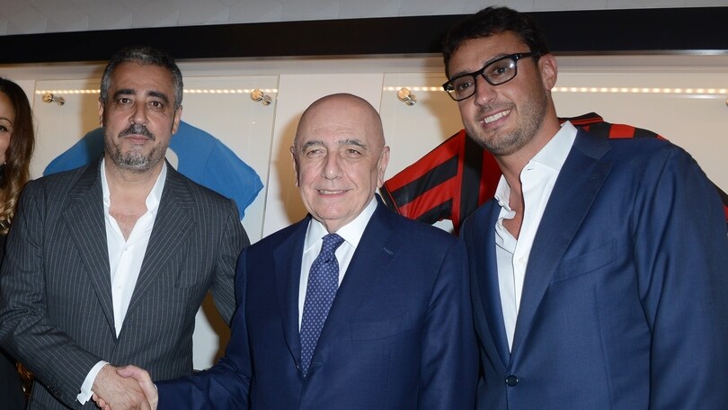 Galliani scuro in volto: «Di mercato non parlo»