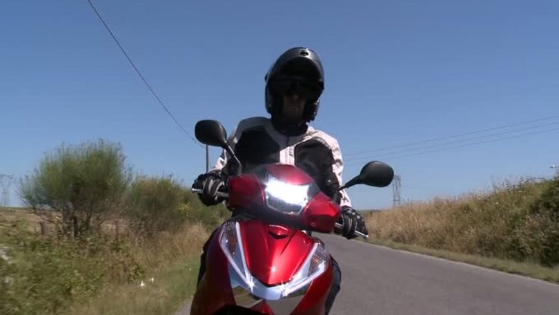Honda SH300i ABS: la prova su strada