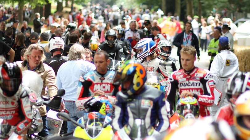 Goodwood, che festa: Saronni, Raikkonen e Rossi-Stoner