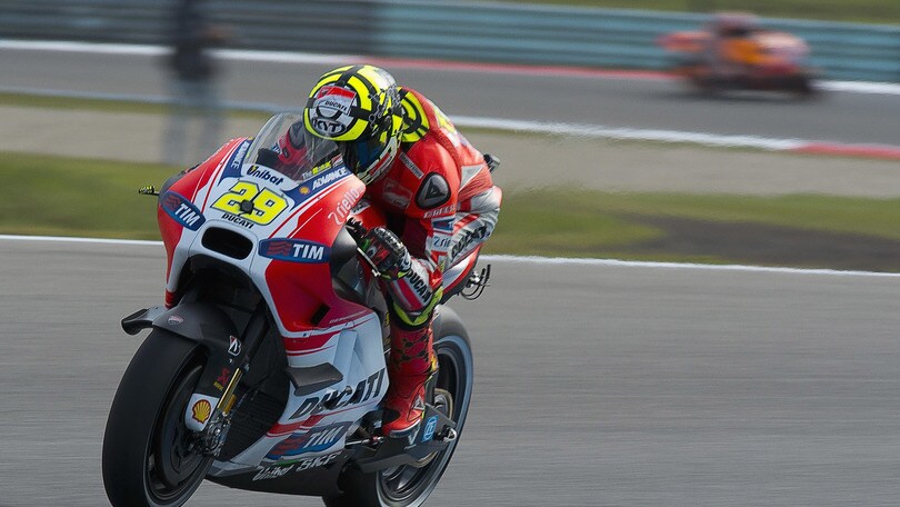 MotoGp Assen, Iannone: «Marquez deve stare più calmo»