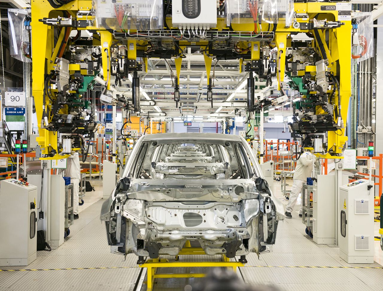 Mercato auto Italia, +14,4 a giugno, exploit di Jeep