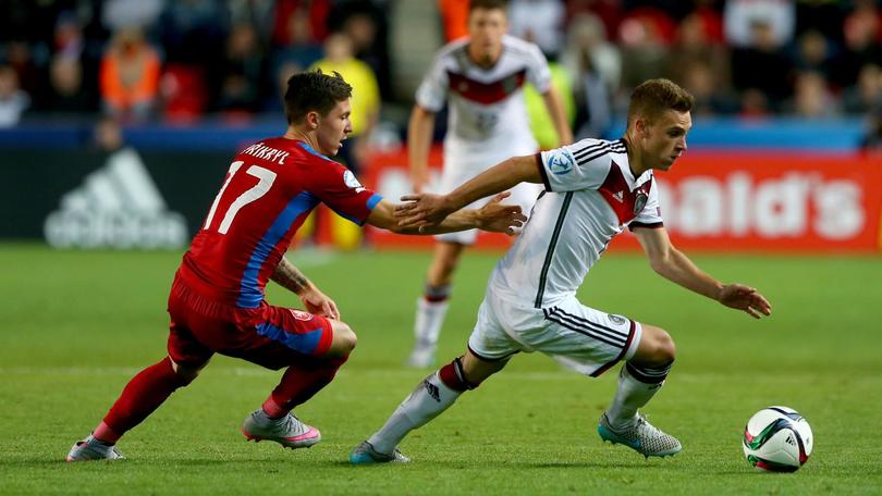 Kimmich, il Bayern non si ferma a Douglas Costa