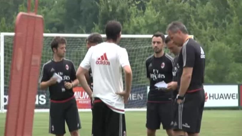 Il primo allenamento del Milan
