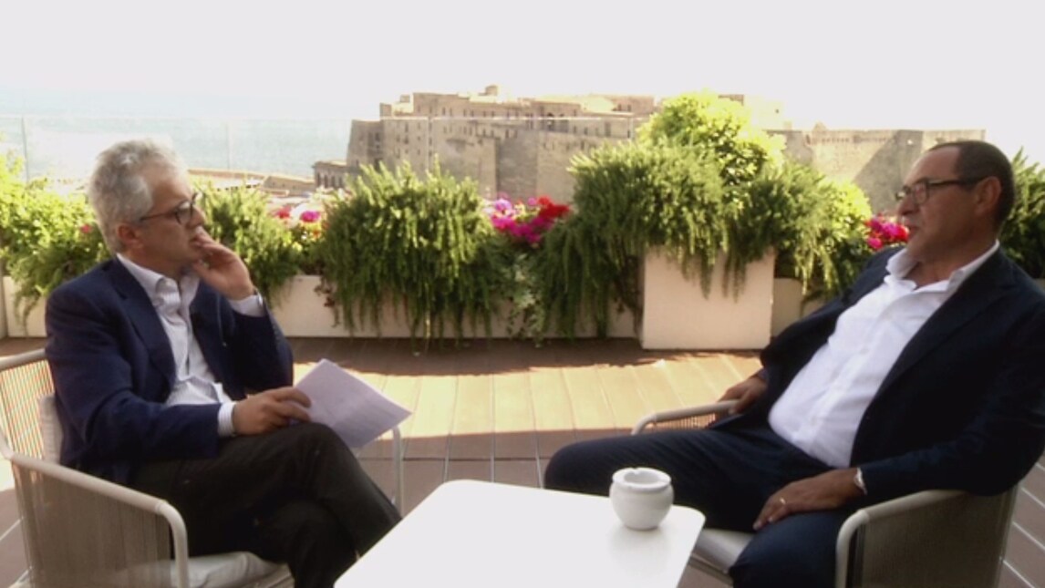 Sarri: «Napoli, equilibrio e giovani per crescere insieme»