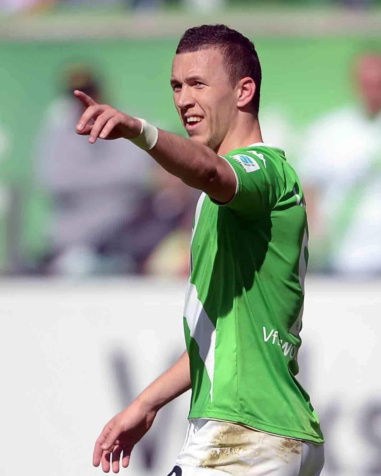 Ds Wolfsburg gela l'Inter: «Perisic non si muove»
