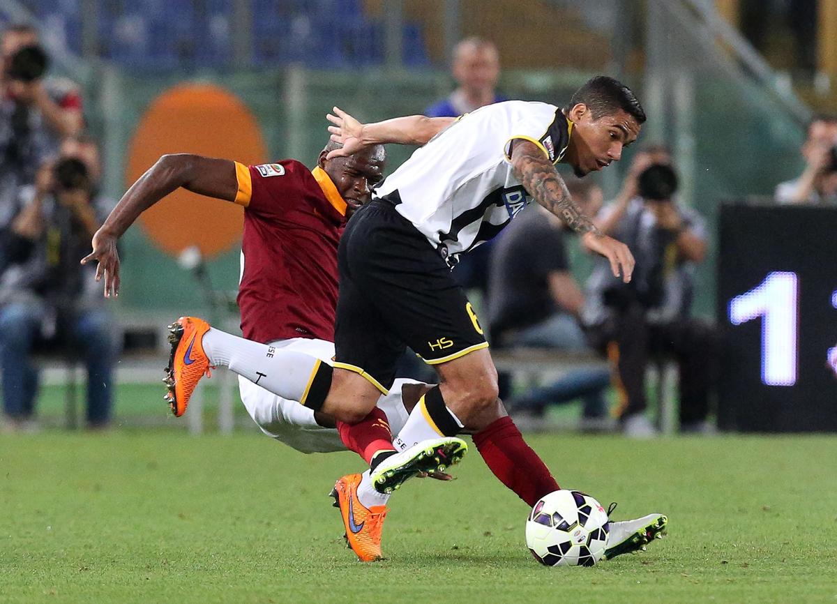 Napoli, no di Inler al Watford. Allan in stand by