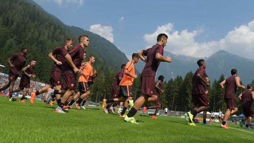 Roma in campo per l'allenamento