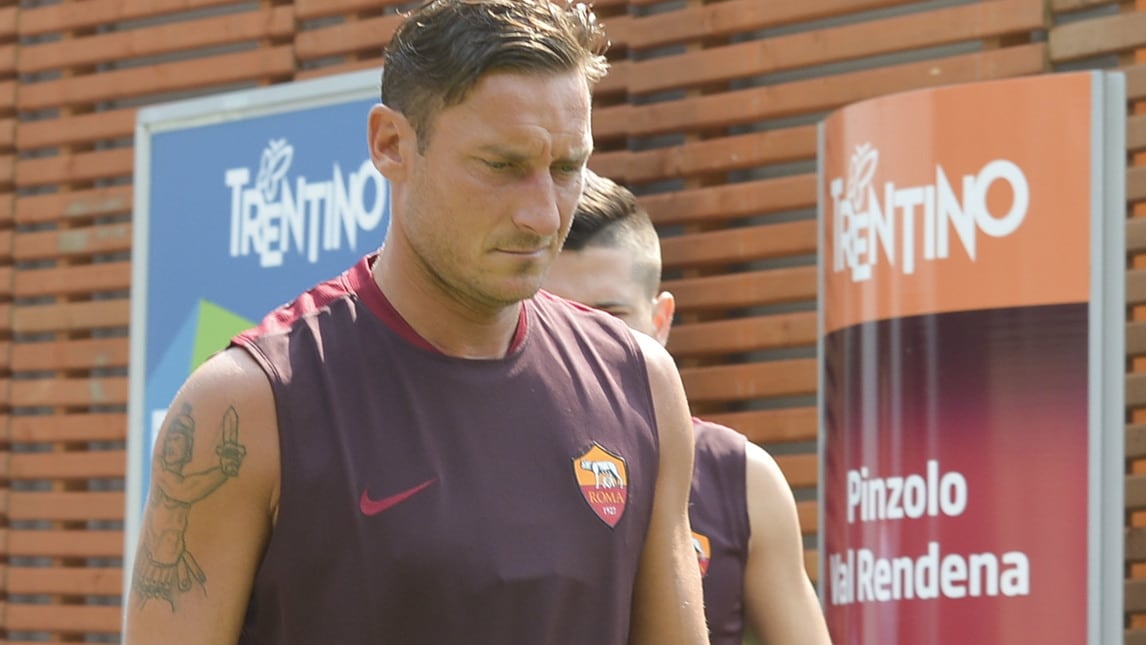 Roma, c'è anche Totti al lavoro in ritiro