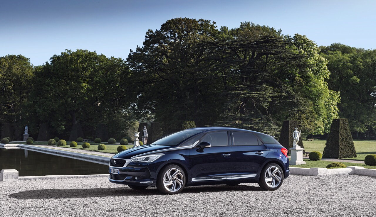 DS 5, info e prezzi della nuova ammiraglia
