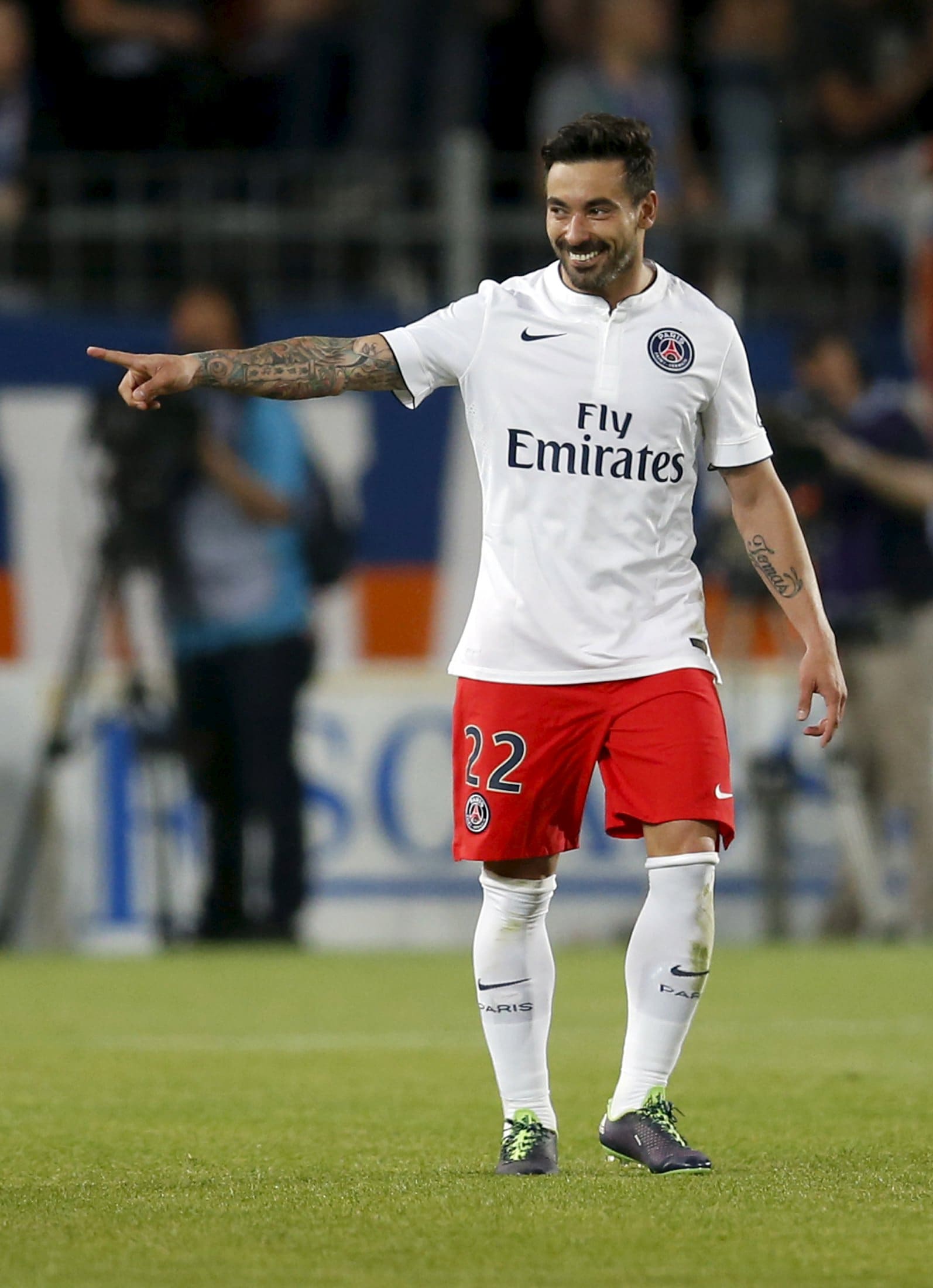 Lavezzi, se non rinnova può tornare in Italia