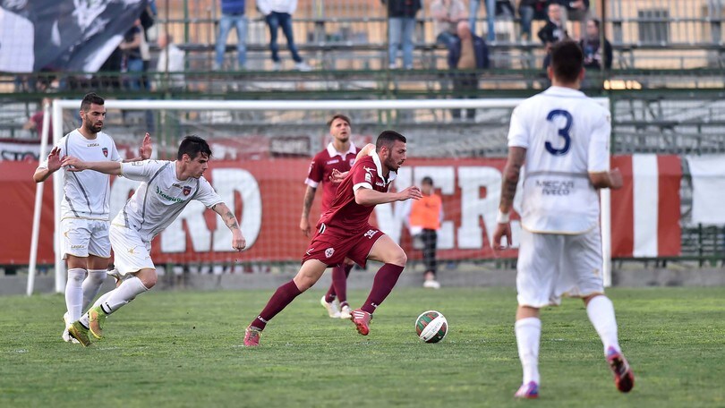 Cosenza, Arrighini in prestito dall'Avellino