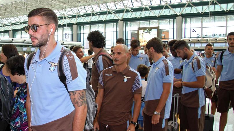 La Lazio in partenza per il ritiro veneto