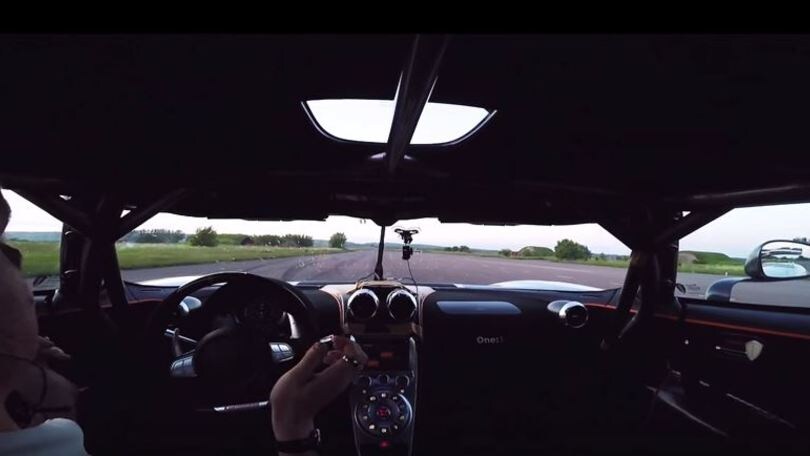 Koenigsegg: da 0 a 300 in 17.95 secondi