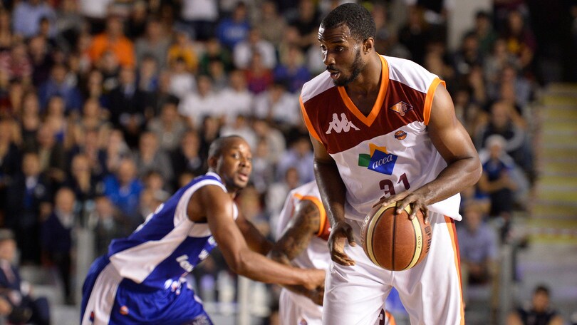 Sassari, un altro Lawal! Ilievski a Capo d'Orlando