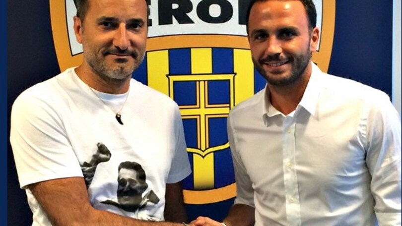 Verona-Pazzini: ora è ufficiale