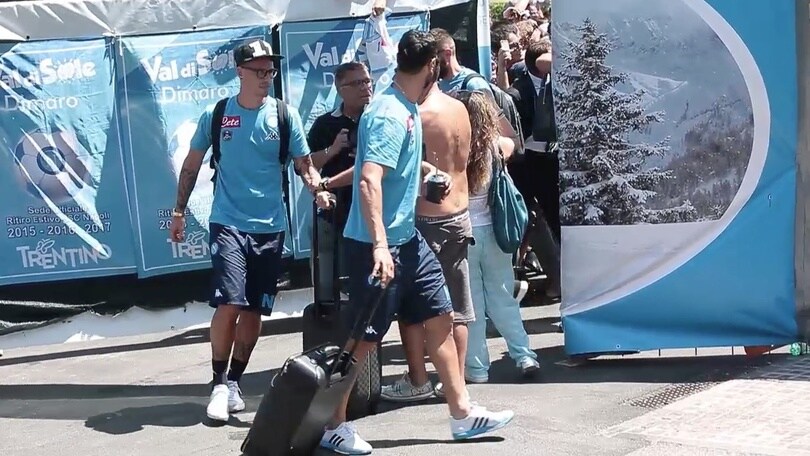 Napoli, l'arrivo in ritiro