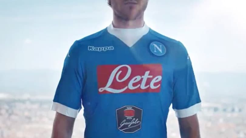 «Chi ama non dimentica»: lo spot della nuova maglia del Napoli