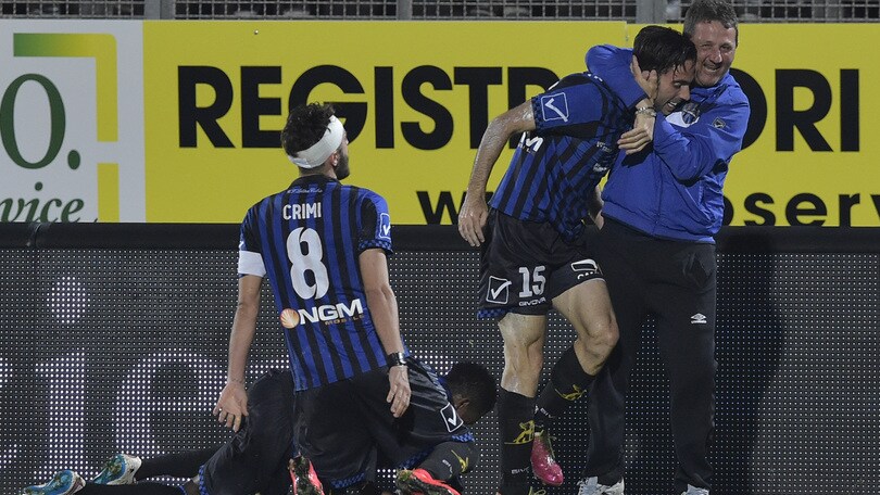 Latina-Chievo: intesa. E' fatta per Calderoni