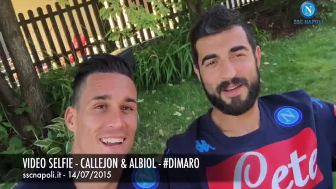 Napoli, Callejon e Albiol: il sorriso non manca