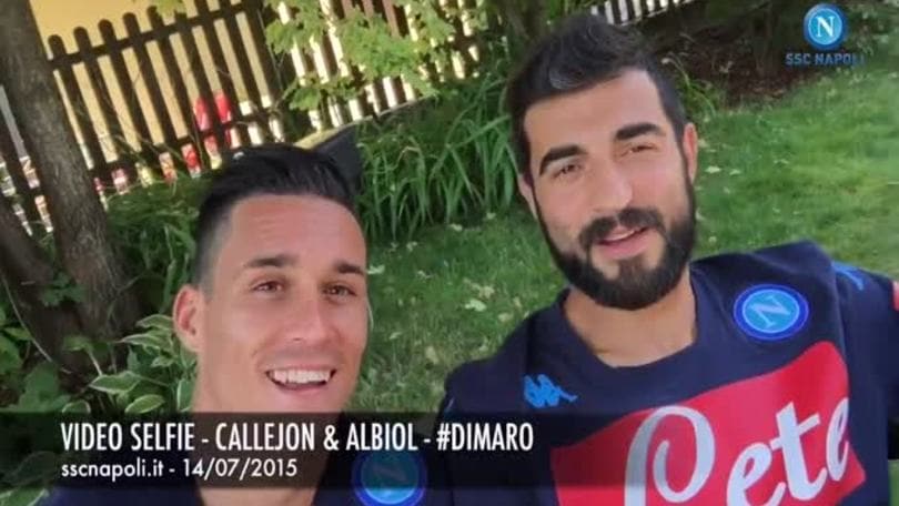Napoli, Callejon e Albiol: il sorriso non manca