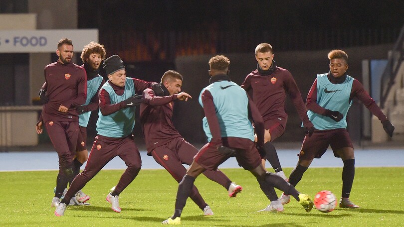 Roma, allenamento al tramonto nel freddo di Melbourne