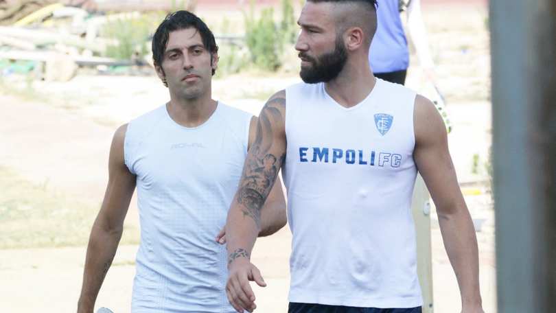 Napoli, per la difesa idea Tonelli
