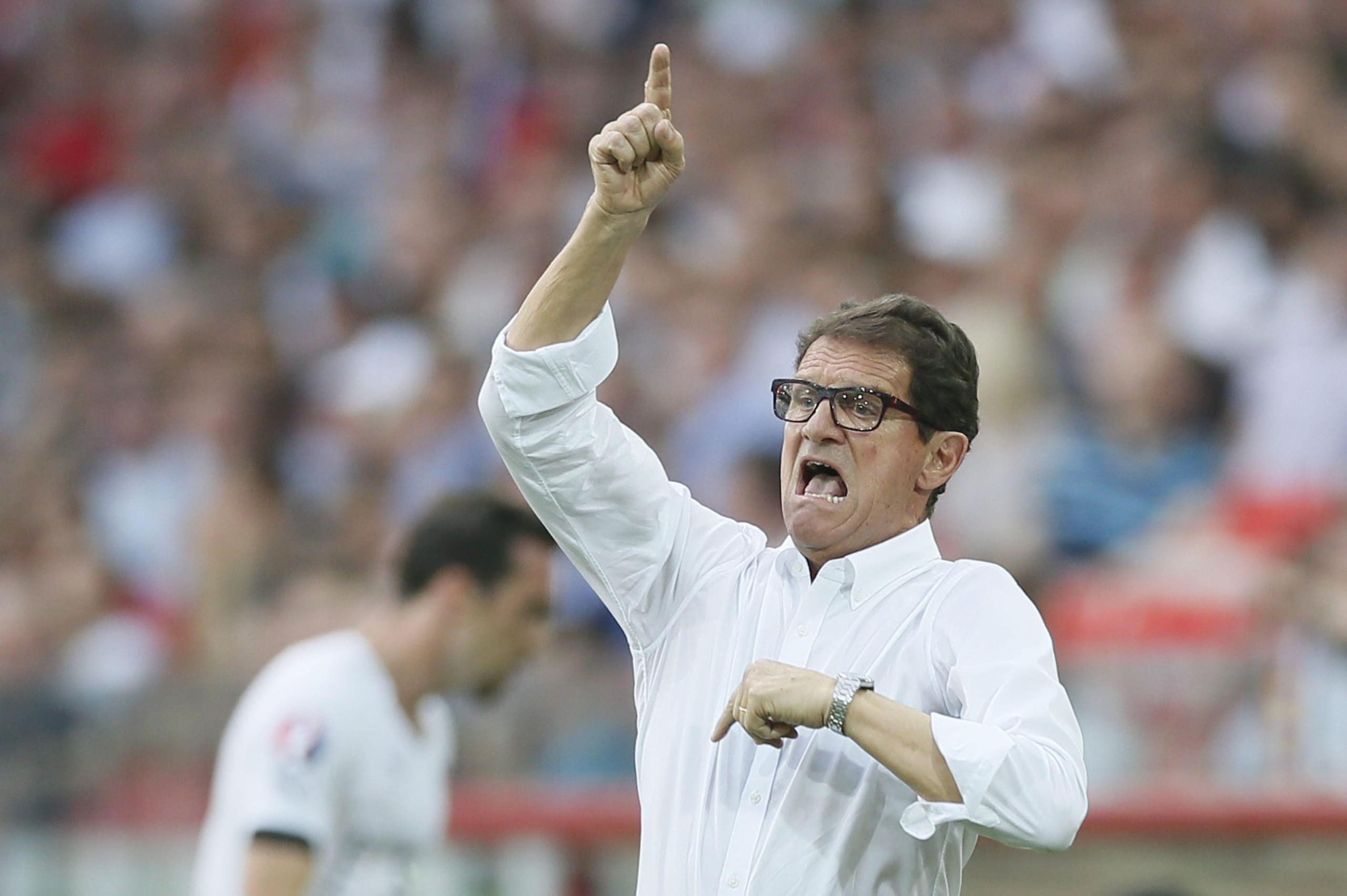 Russia: cena d'addio per Capello, ma si presentano solo in quattro