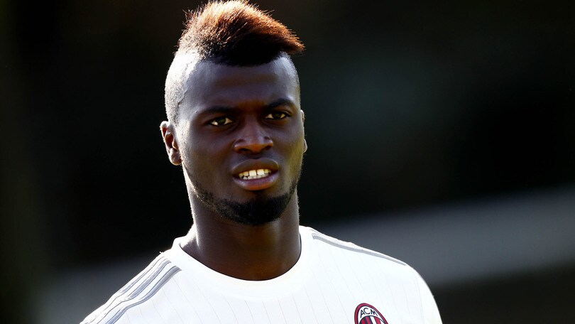 Milan, Niang vuole restare