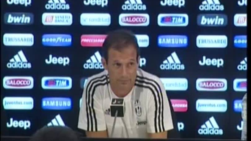 Allegri: "Pirlo? Difficile trovare uno come lui"