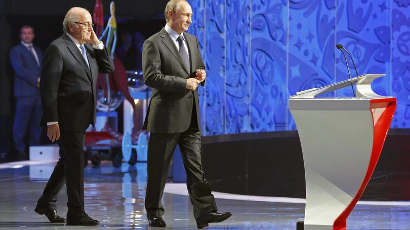 Mondiali 2018, Putin con Blatter per i sorteggi