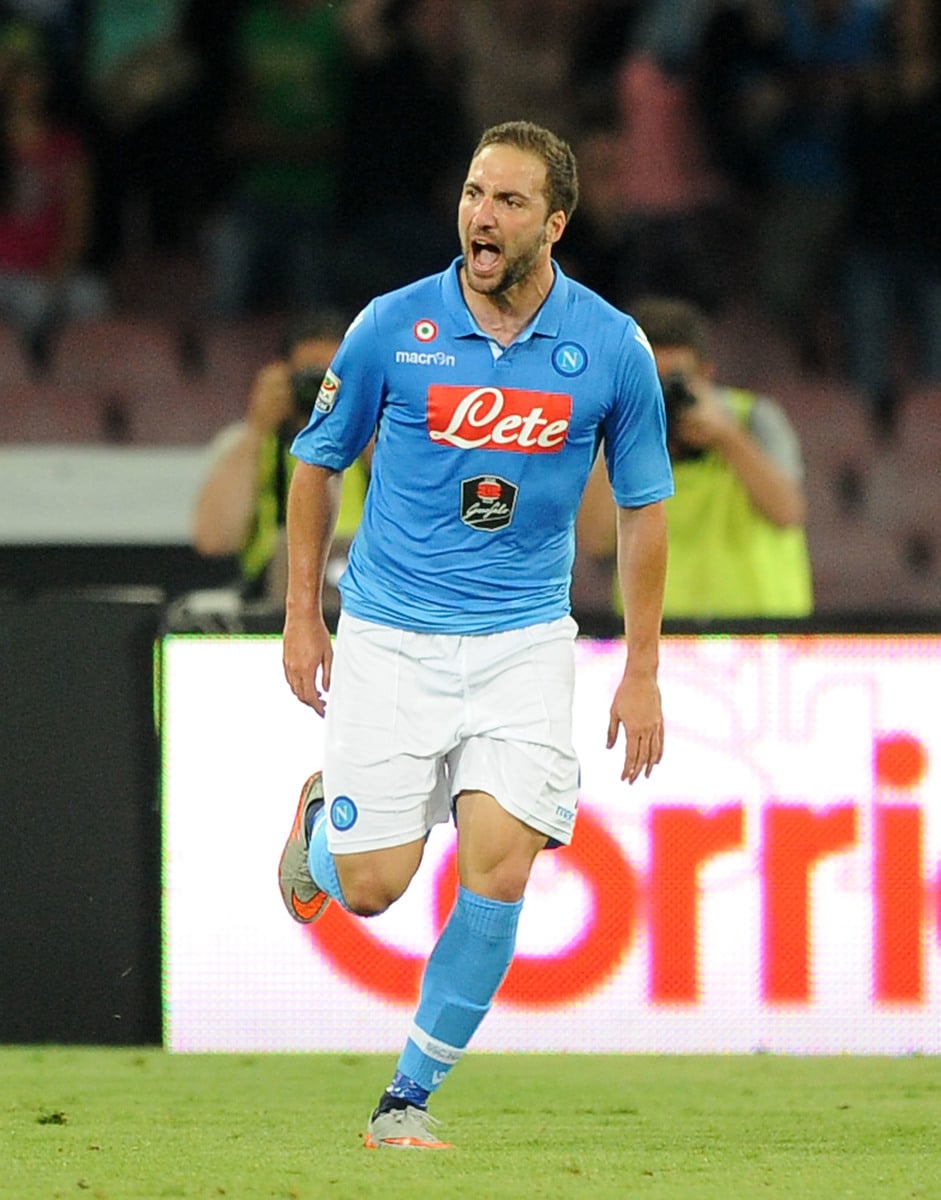 Napoli, Higuain a Dimaro con un giorno di anticipo
