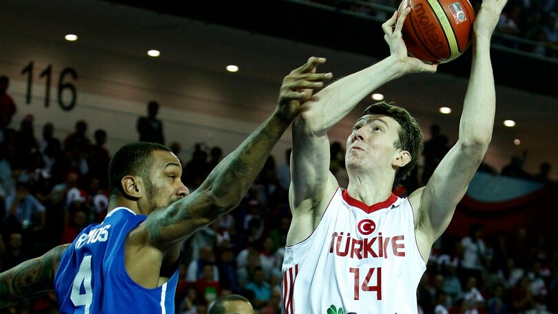 Europei, Asik rinuncia Un assist per l'Italia