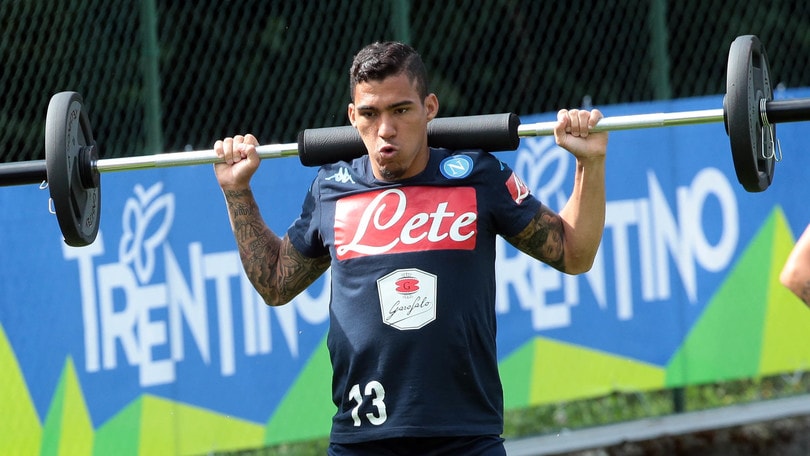 Napoli, pesi e corsa a Dimaro. Giuntoli e Sarri a colloquio