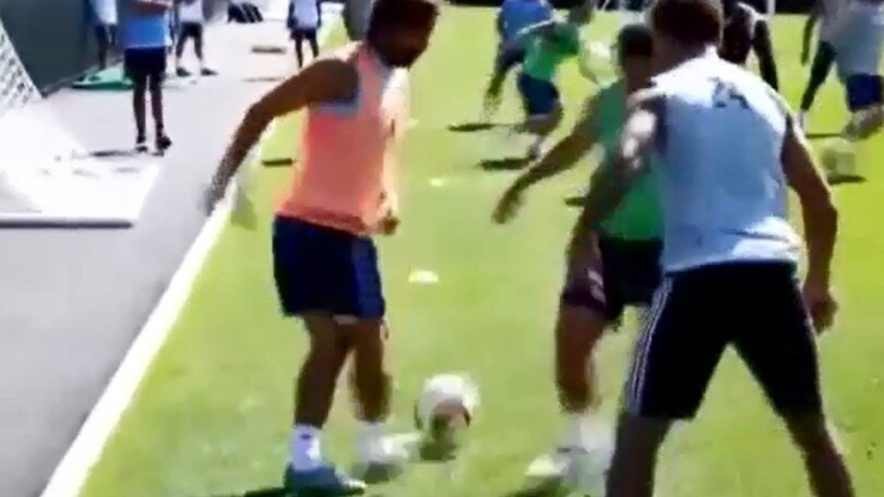 Pirlo, che colpo in allenamento. E i tifosi sognano