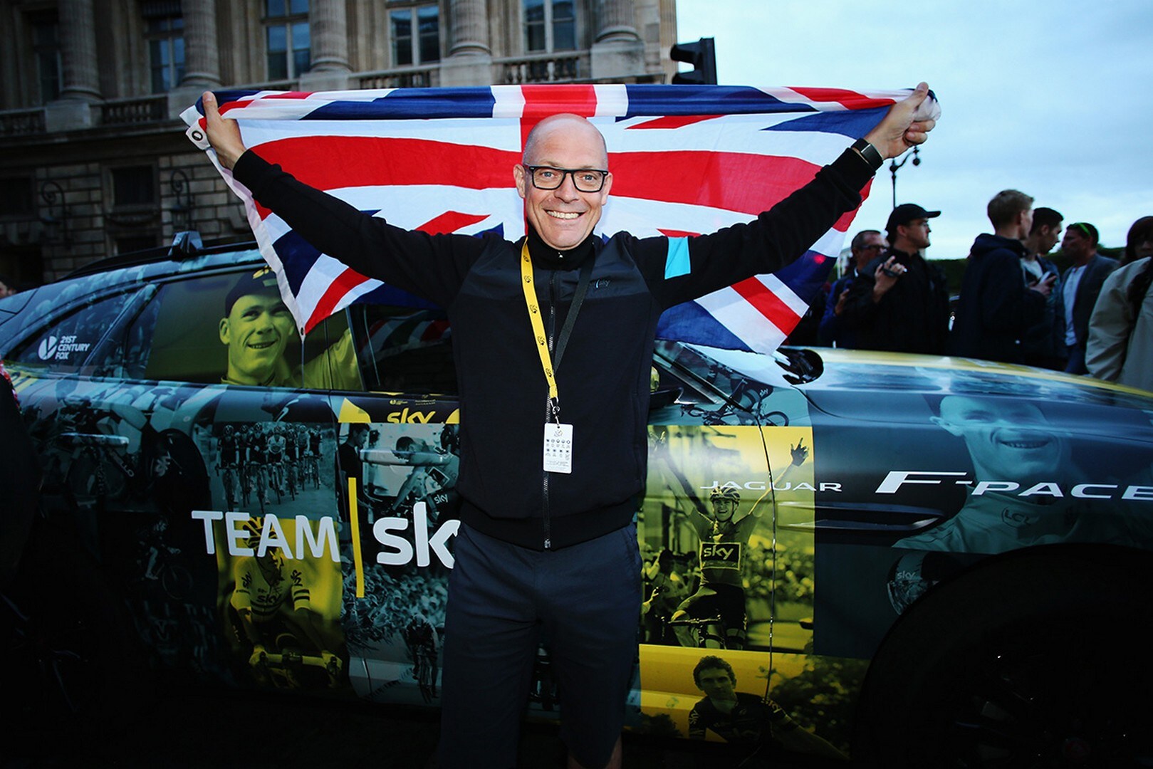 Jaguar F-Pace, il SUV che ha vinto il Tour de France
