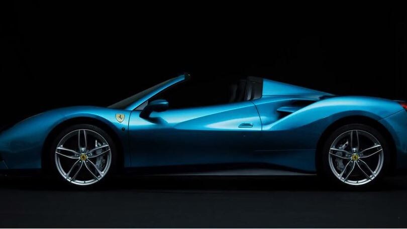 Ferrari 488 Spider, il primo video