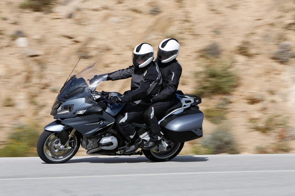 BMW R1200RT: la viaggiatrice di lusso si rinnova