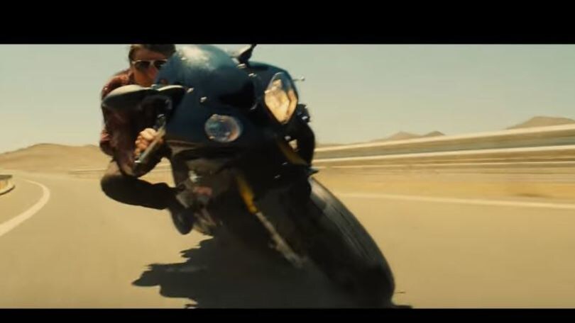 Mission Impossibile 5: Tom Cruise doma la BMW S 1000 RR
