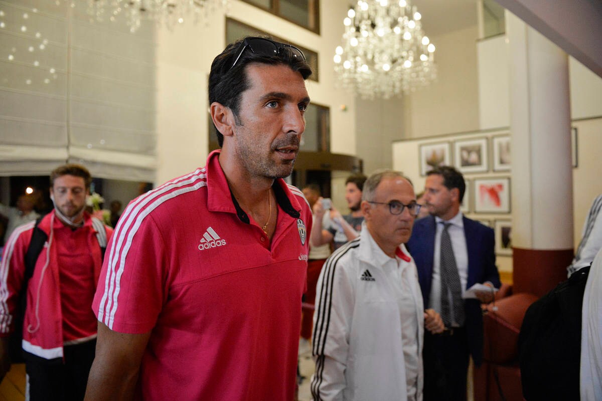 Cade sulla scogliera a Siracusa: morto lo zio di Buffon