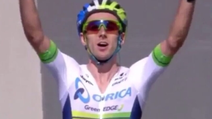 Ciclismo, vince la gara ma non se ne accorge