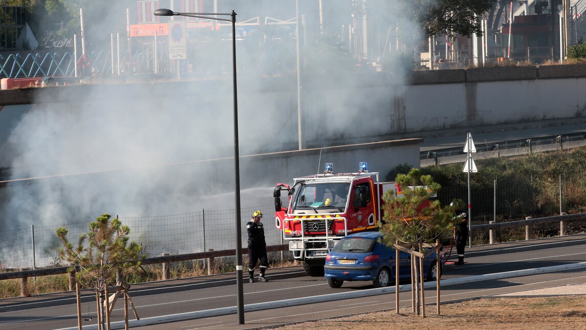 Napoli, scontri e tensione fuori dalla stadio a Nizza