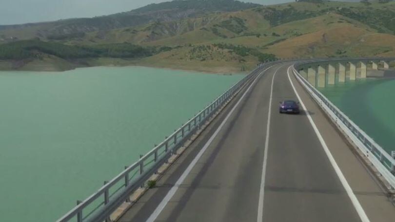 Mercedes AMG GT, il Basilicata coast to coast della supercar