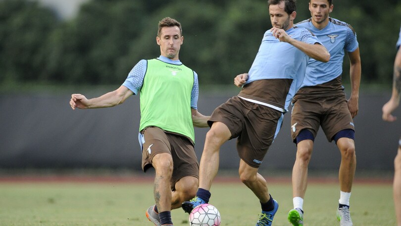 Lazio, allenamento a Shanghai verso la Juve