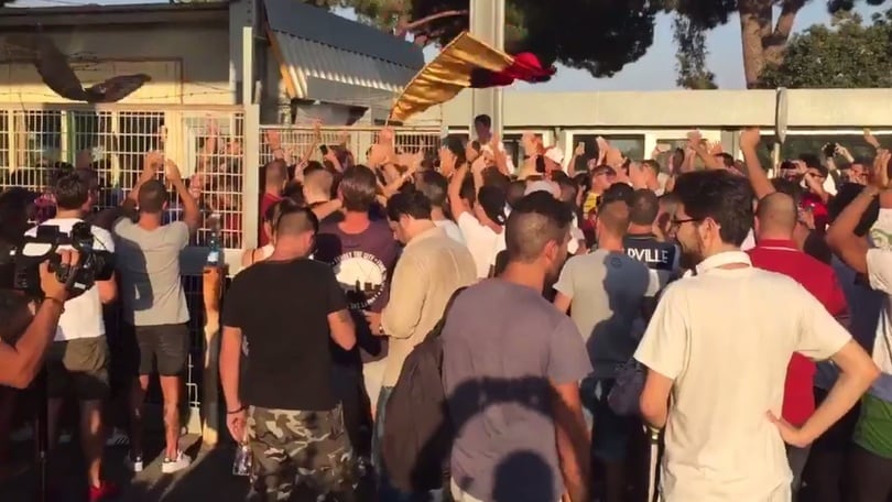 Roma, 500 tifosi per Dzeko