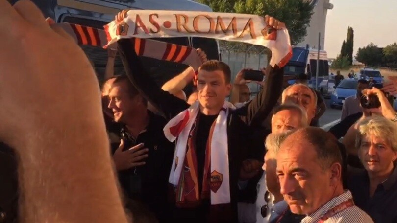 Roma, il giorno di Dzeko: ecco tutte le foto