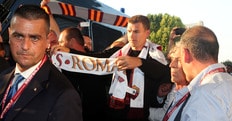 Roma, che festa per Dzeko a Fiumicino!