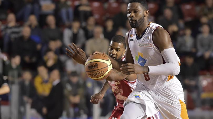 Caserta si prende anche Bobby Jones