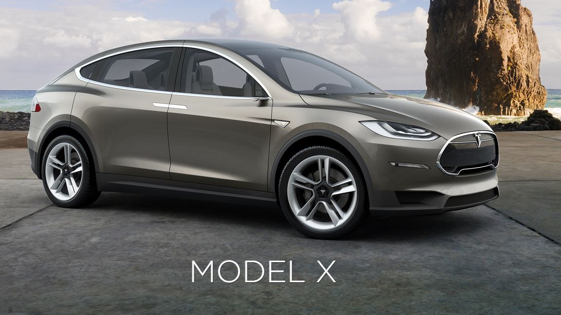 Tesla Model X, prime consegne del SUV elettrico a inizio 2016