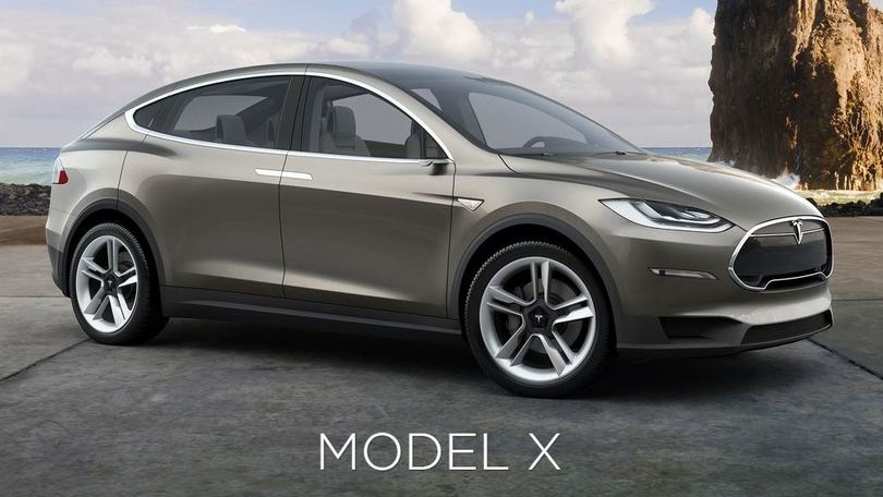 Tesla Model X, prime consegne del SUV elettrico a inizio 2016